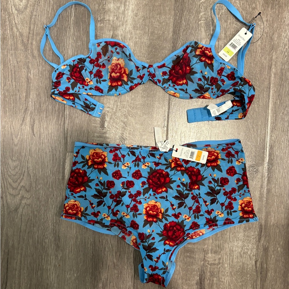 Skarlett Blue - Lingerie Set - NWT - Never Worn